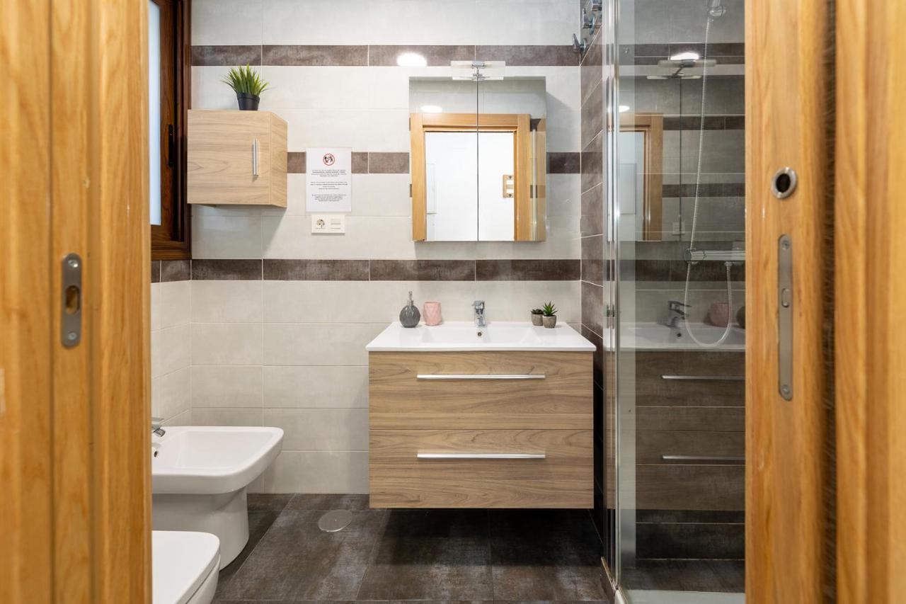 3 Bedroom Elegant & Cozy City Centre Granada Bagian luar foto