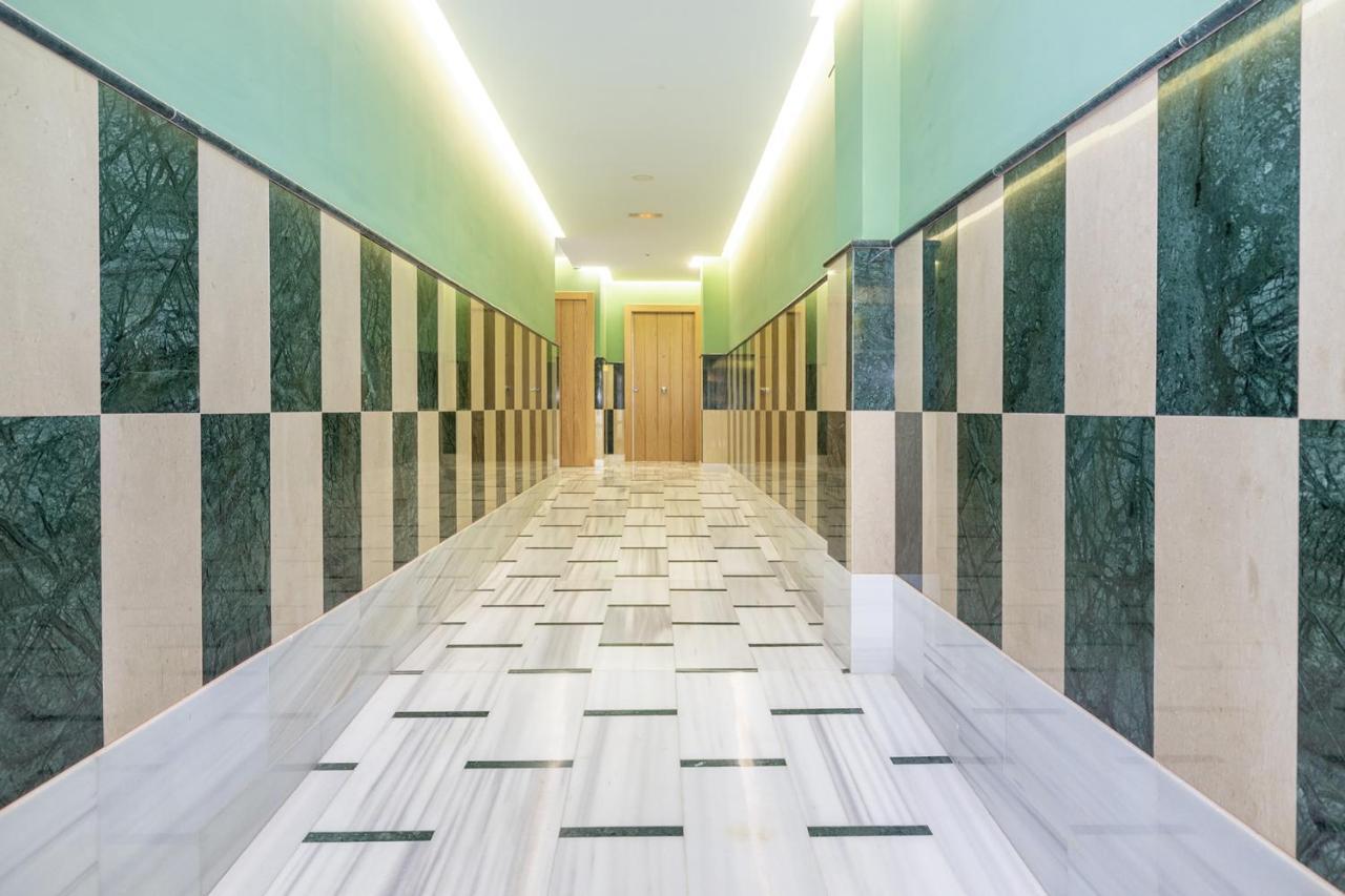 3 Bedroom Elegant & Cozy City Centre Granada Bagian luar foto